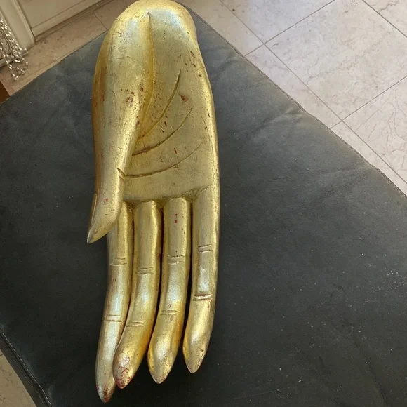 Unique prop golden wood hand. - Picture 2 of 11